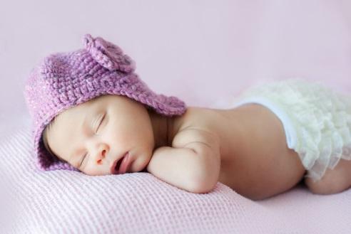 Первые трудности с пищеварением у малыша