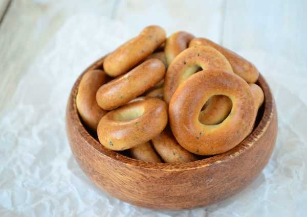 Можно ли кормящей маме кормить грудью печенье, сушки, выпечку, другое мучное3