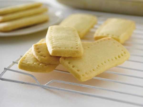 Можно ли кормящей маме кормить грудью печенье, сухое, выпечку, другое мучное6