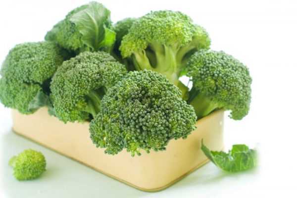 Брокколи при грудном вскармливании: можно ли кормящей маме в первый месяц и далее0