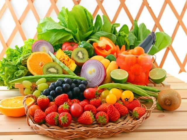 Что можно есть кормящей маме в первый месяц после родов: список полезных продуктов, меню на каждый день, продукты, которые нельзя есть1