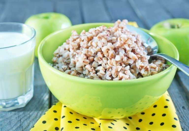 Что можно есть кормящей маме в первый месяц после родов: список полезных продуктов, меню на каждый день, продукты, которые нельзя есть3