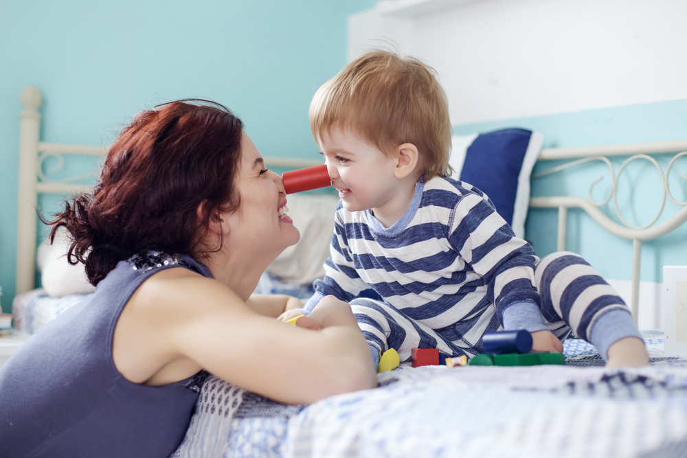 3 развивающие игры с детьми 6-9 месяцев 3 развивающие игры с детьми 6-9 месяцев