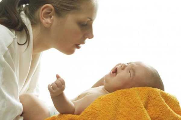 Причины пробуждения малыша разнообразны