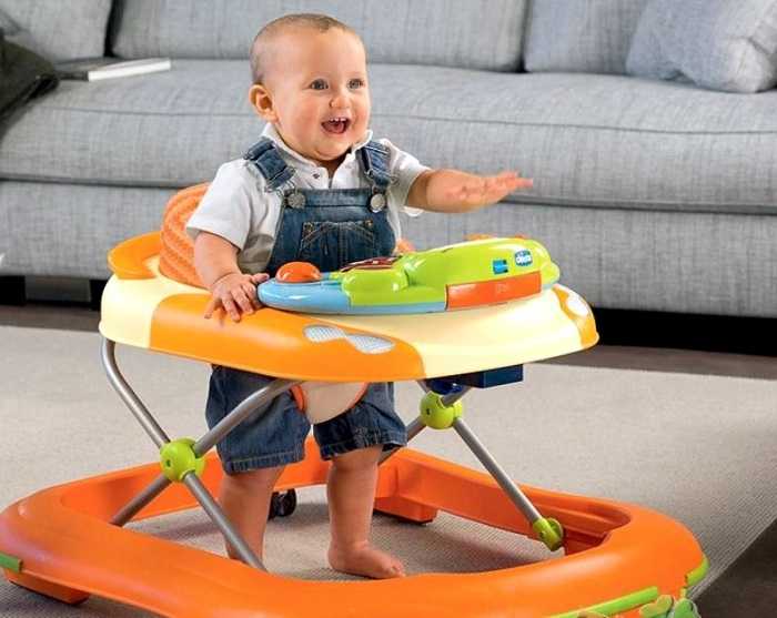 Счастливый ребенок в хадунках Счастливый ребенок в хадунках