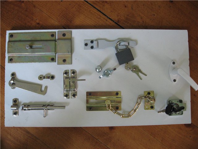 Интересные замки