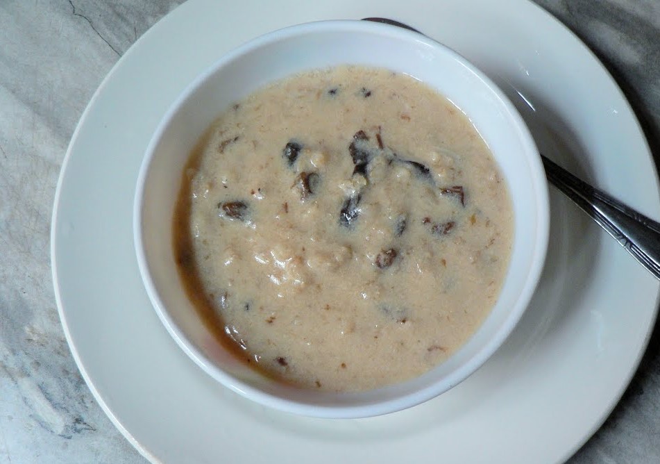 Чернослив полезно совмещать с кашами и десертами