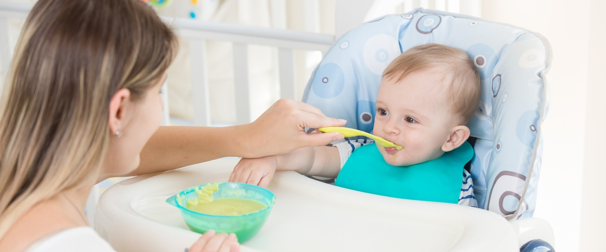 кормление малыша