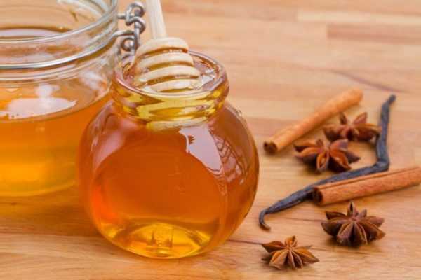 Мед влияет на состав грудного молока и организм ребенка