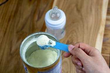 Прикорм ребенка при искусственном вскармливании0