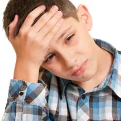 У ребенка болит голова После проглатывания батарейки повышается температура