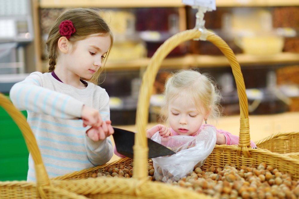 С какого возраста вводить в питание орехи: советы педиатров С какого возраста вводить в питание орехи: советы педиатров