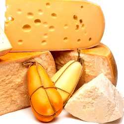 Разные виды сыра Во время кормления грудью не все виды сыра разрешены