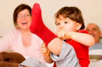 учим малыша одеваться