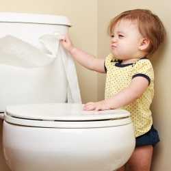 Девочка не хочет в туалет Высаживание влияет на приучение к туалету